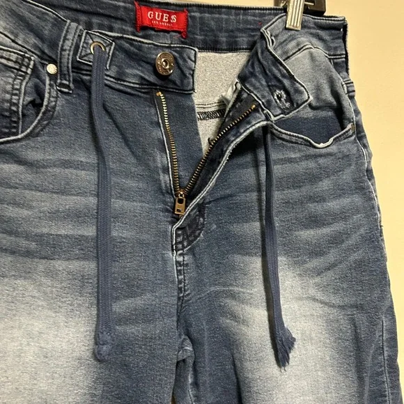 Guess Women'sBermuda Shorts Size 31 Blue Denim Drawstring Cuffed Rolled Hem Y2K - Picture 4 of 6